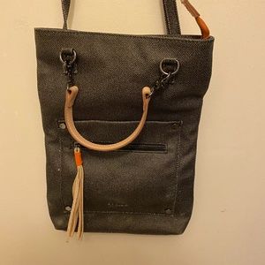 Sherpani Rebel Purse
